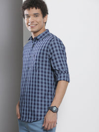 The Indian Garage Co Men Blue Checked Pure Cotton Casual Shirt