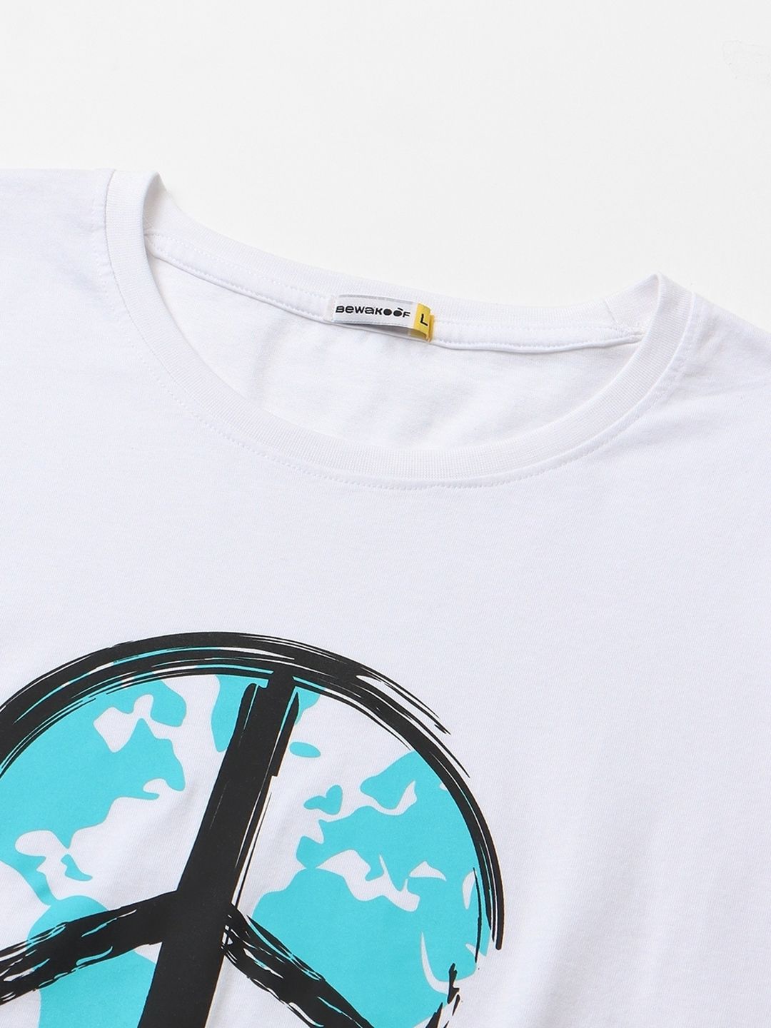 Bewakoof Men White Printed Round Neck Pure Cotton T-shirt