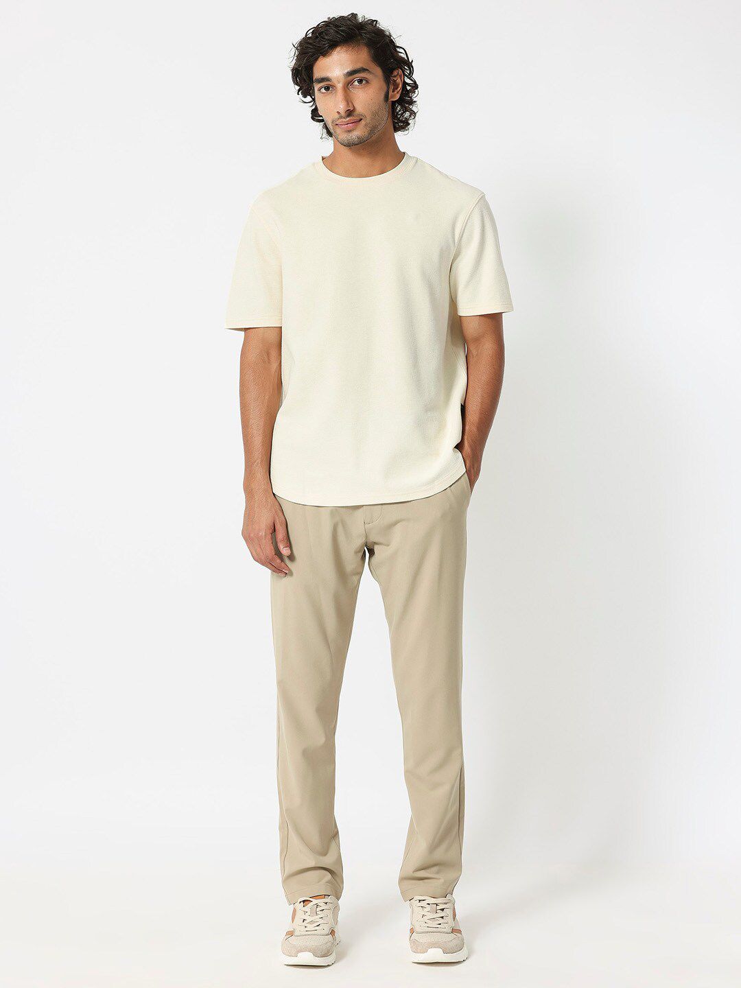 RARE RABBIT Men Buenos Round Neck Slim Fit Cotton T-Shirt
