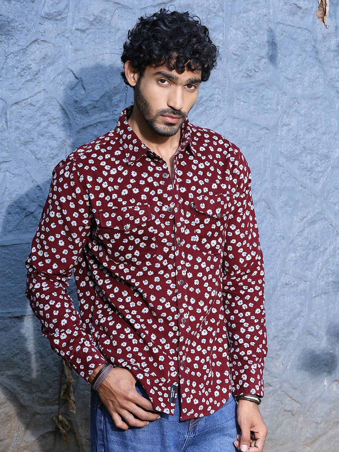 Thomas Scott Standard Slim Fit Floral Printed Pure Cotton Corduroy Casual Shirt