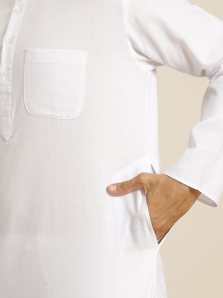 SOJANYA Men White Cotton Linen Solid Straight Kurta