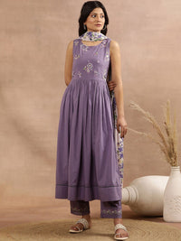 W Floral Yoke Design Empire Thread Work Pure Cotton Kurta with Trousers & With Dupatta