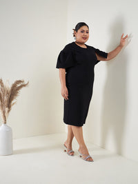 SASSAFRAS Curve Plus Size Sheath Dress