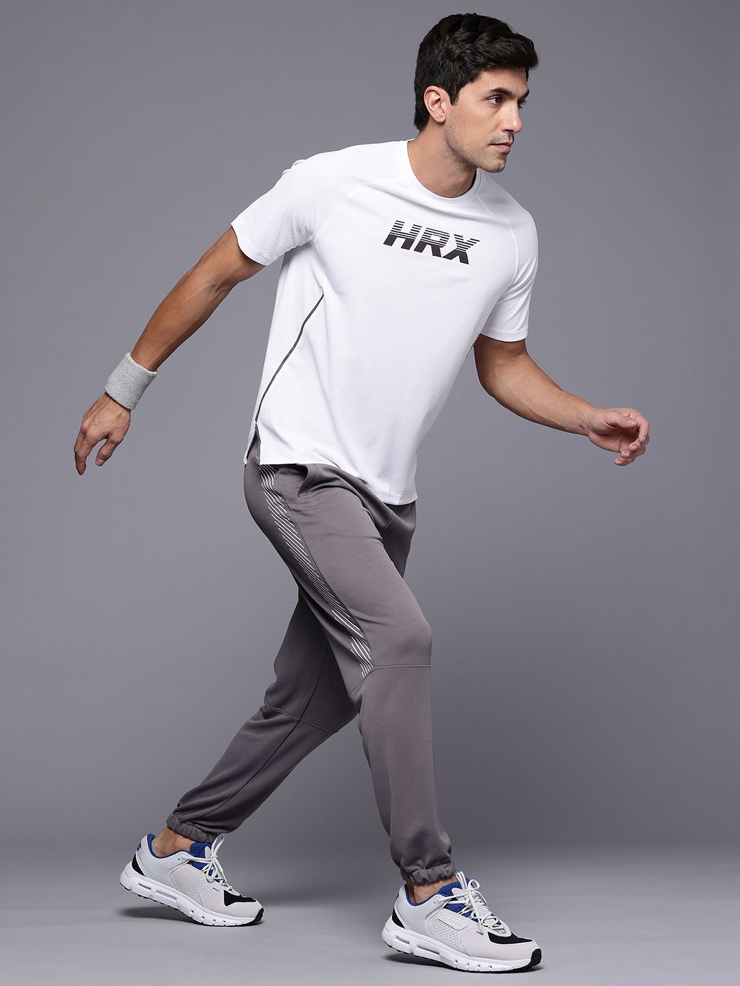 HRX by Hrithik Roshan Men Brand Logo Printed Rapid Dry Training Joggers