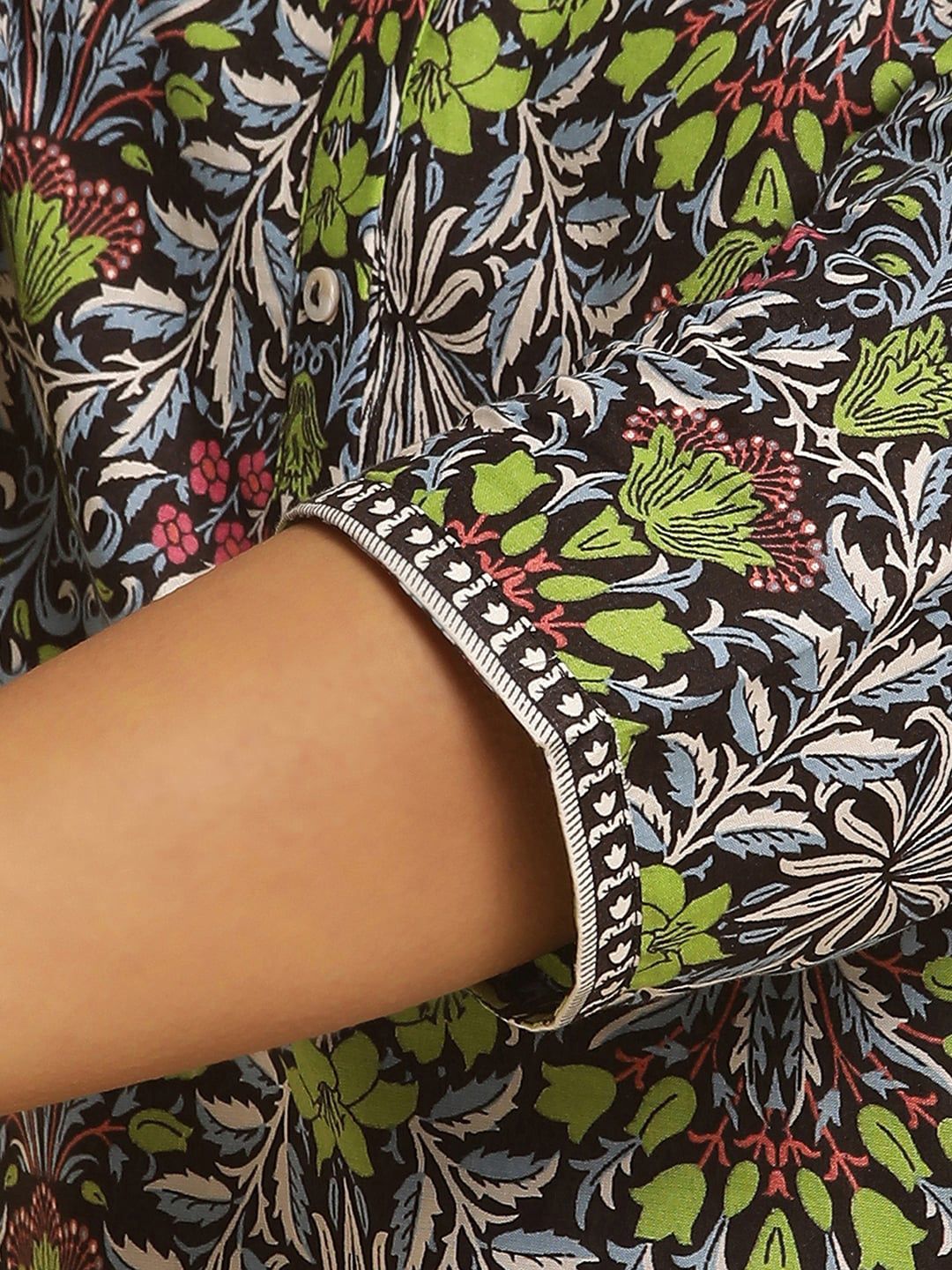 W Floral Printed Round Neck Pure Cotton Straight Kurta With Trouser