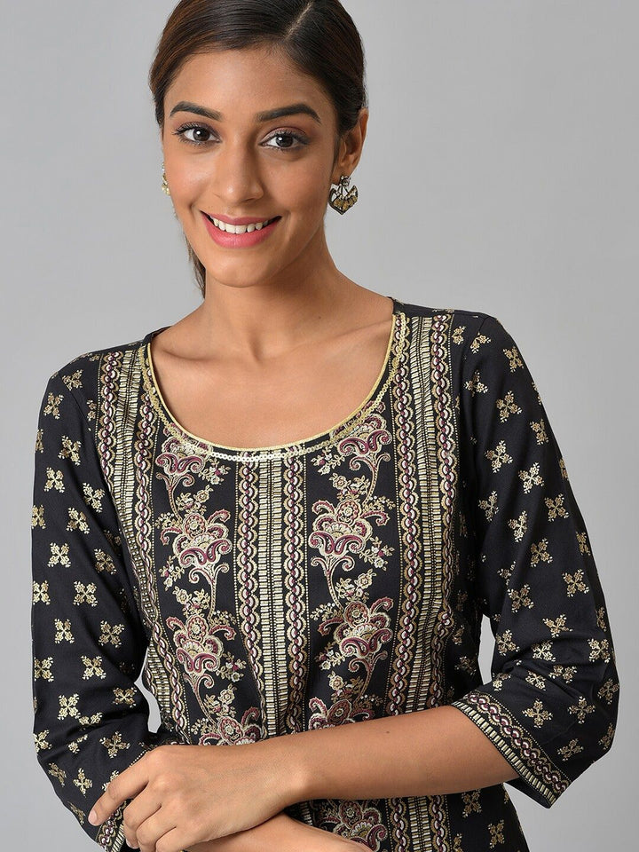 Aurelia Women Black Floral Print Viscose Straight Kurta