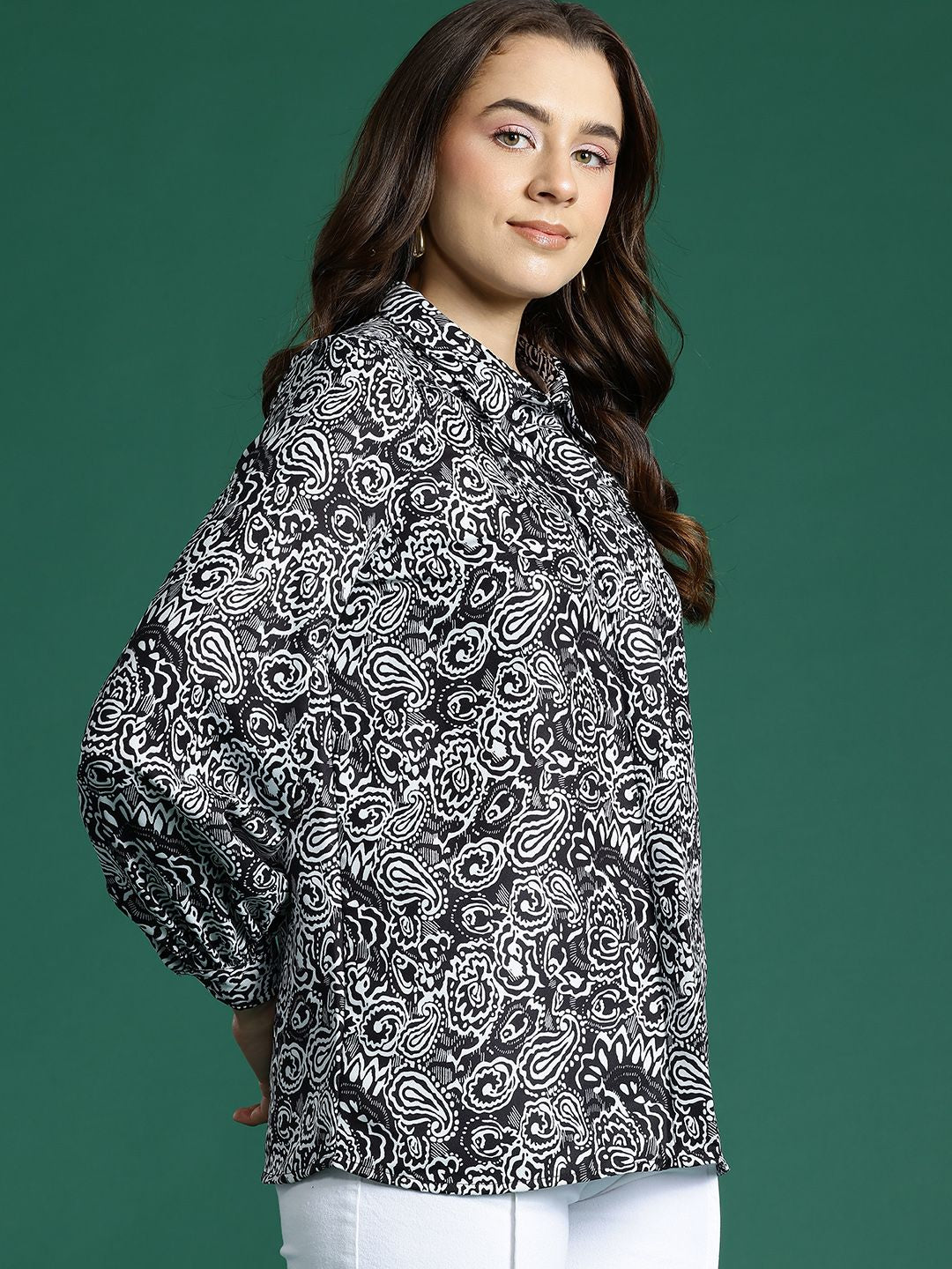 DressBerry Printed Monochrome Casual Shirt