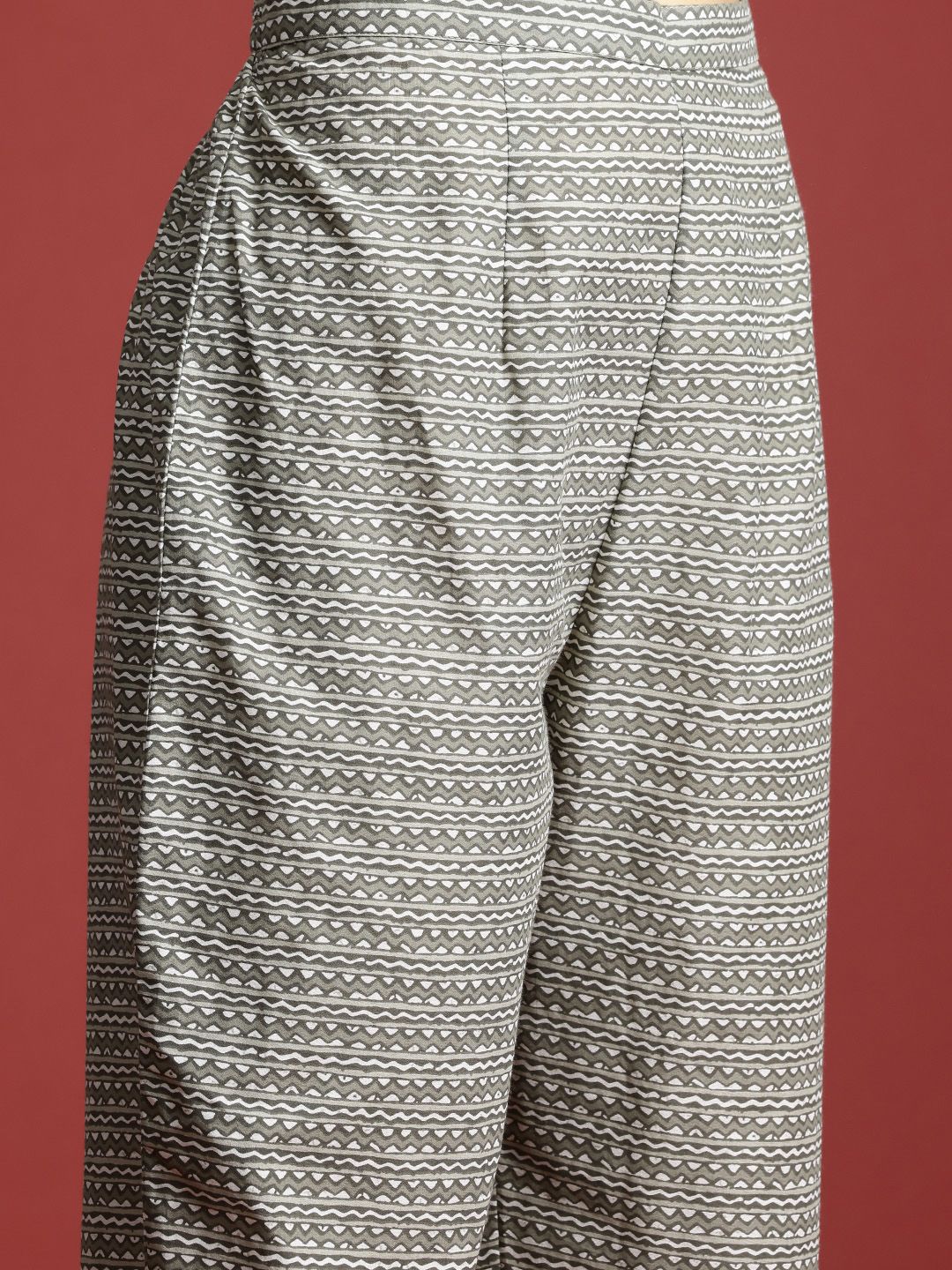 Indo Era Women Floral Printed Pure Cotton Kurta with Trousers & With Dupatta