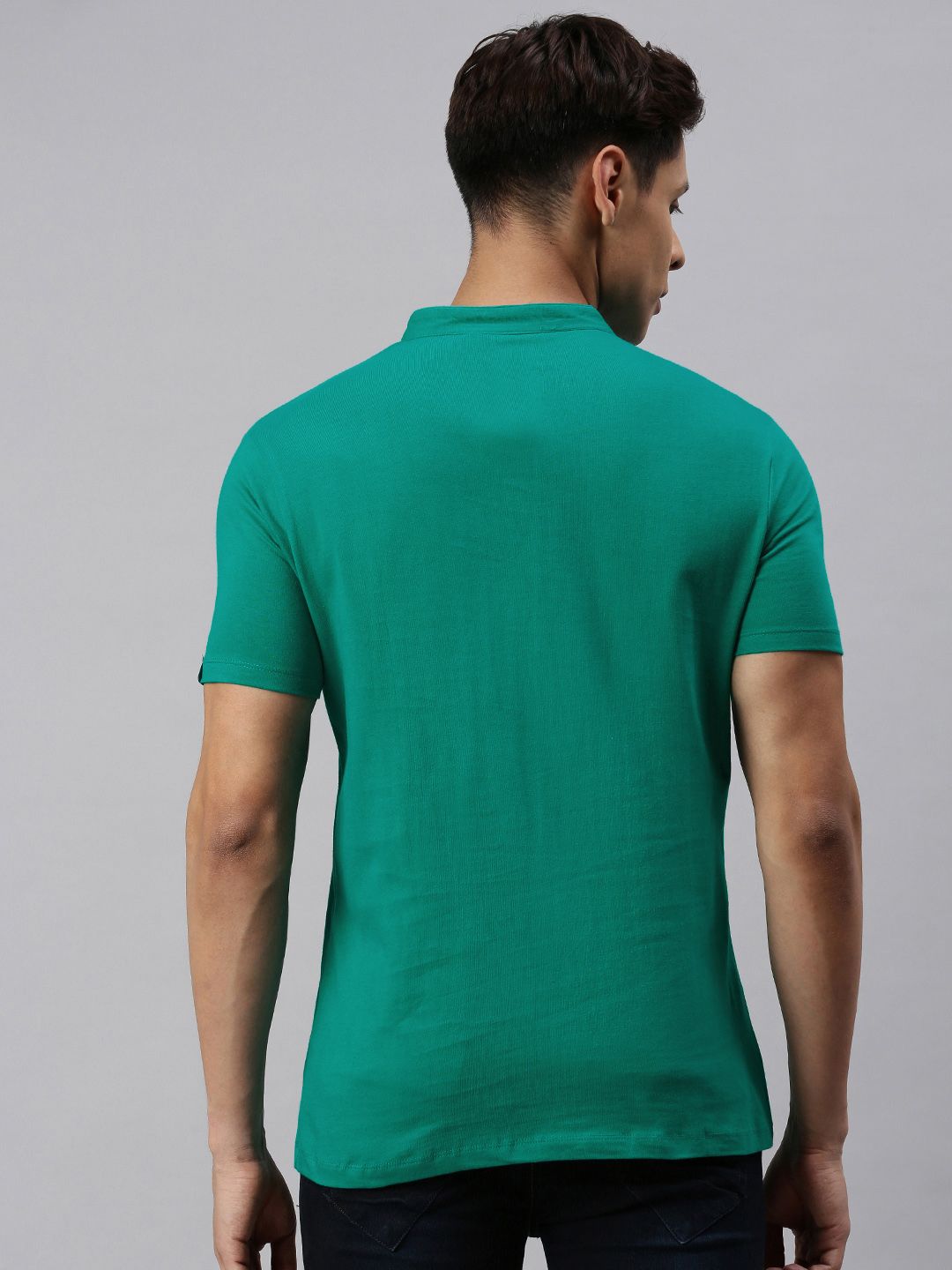 Urbano Fashion Men Teal Green Slim Fit Solid Mandarin Collar Pure Cotton T-shirt