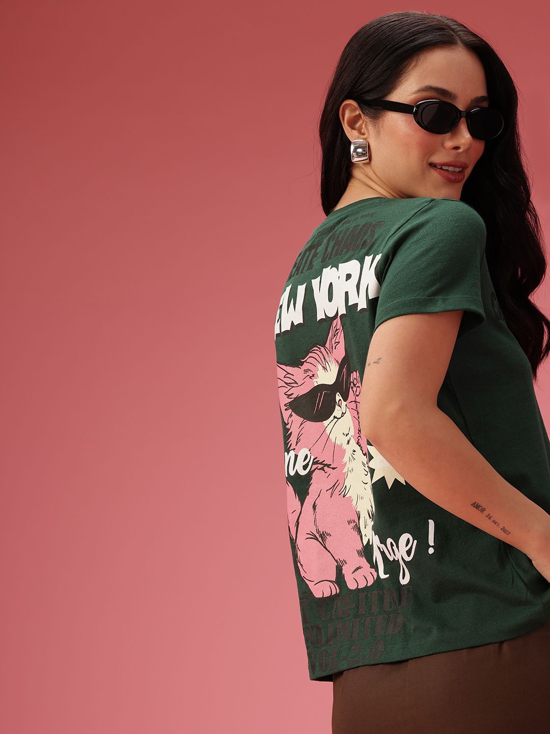 DressBerry Graphic Printed T-shirt