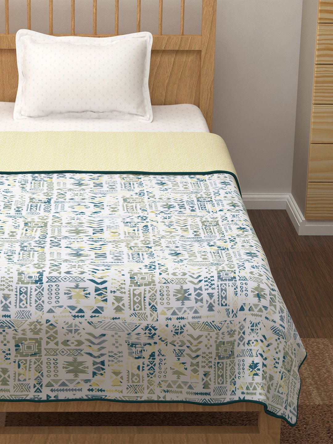 Story@home Yellow & Blue Printed AC Room 150 GSM Reversible Cotton Single Bed Dohar