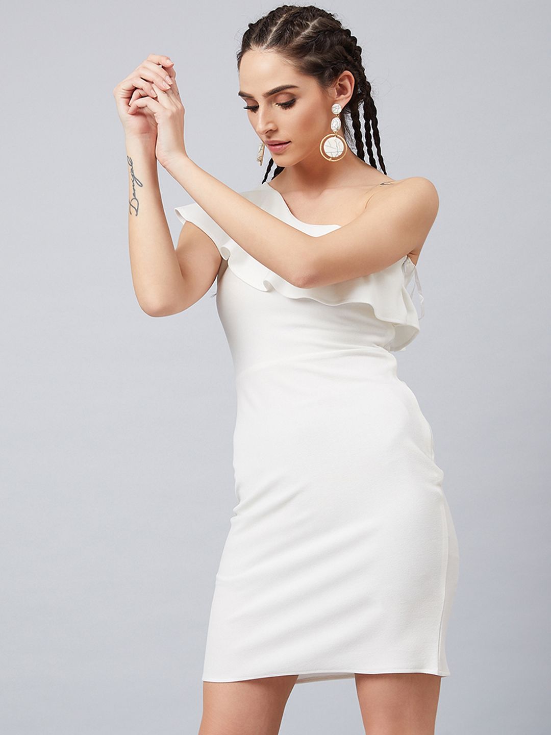 Athena Women White Solid Knitted Bodycon Dress