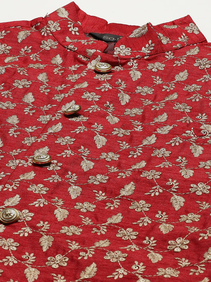 SOJANYA Men Cream-Coloured Chikankari Pure Cotton Kurta with Churidar & Nehru Jacket