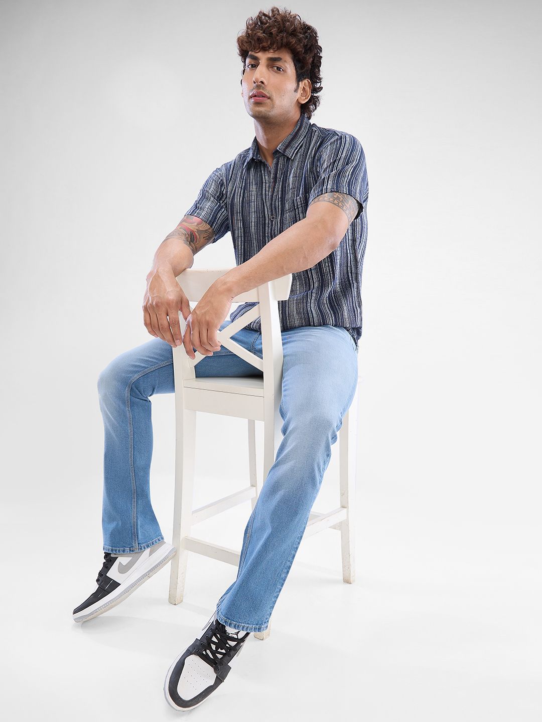 SPYKAR Men Slim Fit Opaque Striped Casual Shirt