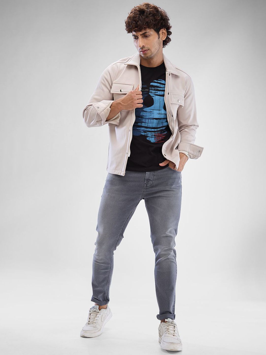 SPYKAR Men Opaque Solid Spread Collar Casual Shirt