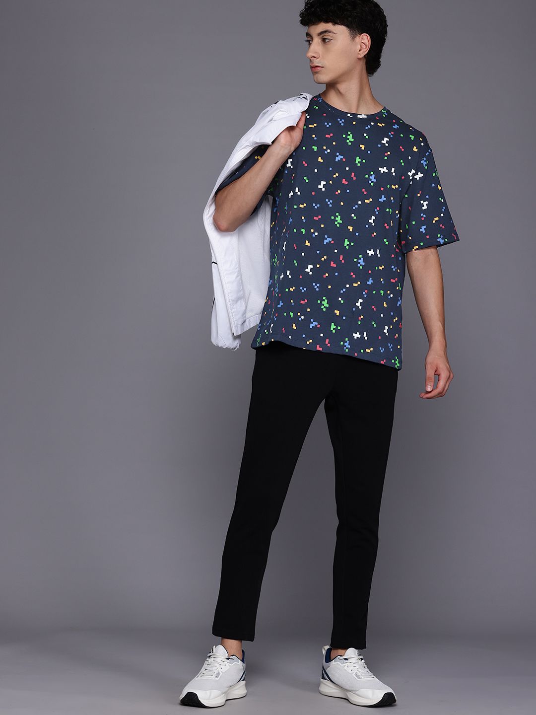 HRX by Hrithik Roshan Geometric Printed Drop-Shoulder Sleeves Pure Cotton T-shirt