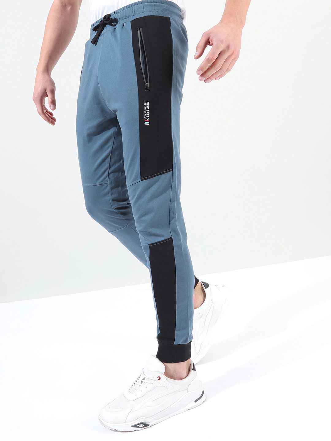 The Indian Garage Co Men Teal Blue & Black Colourblocked Slim-Fit Joggers