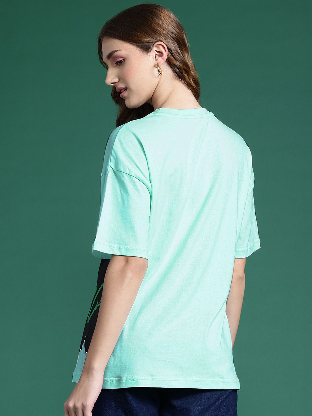 DressBerry Drop-Shoulder Sleeves T-shirt