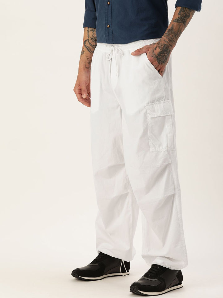 Bene Kleed Men White Parachute Fit Cotton Cargos Trousers