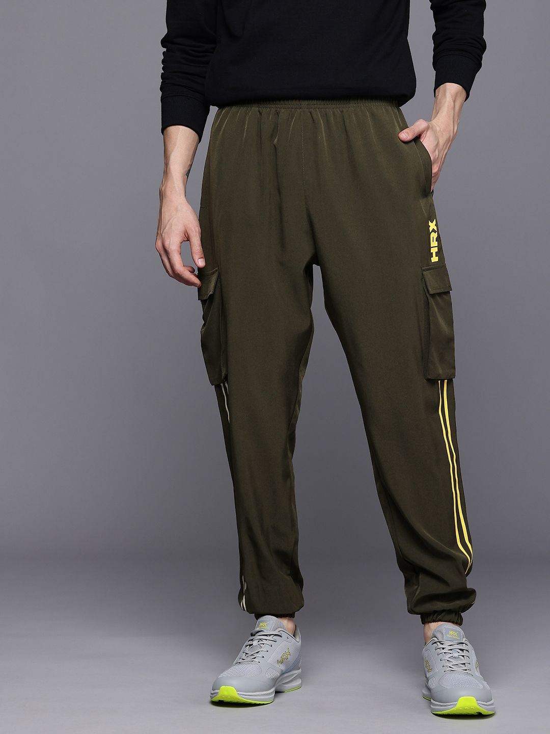 HRX by Hrithik Roshan Men Relaxed Fit Joggers