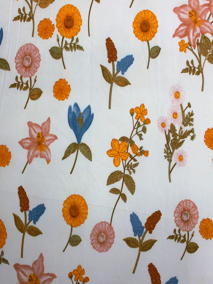 BOMBAY DYEING Vista Yellow & White Floral 144 TC Queen Bedsheet With 2 Pillow Covers