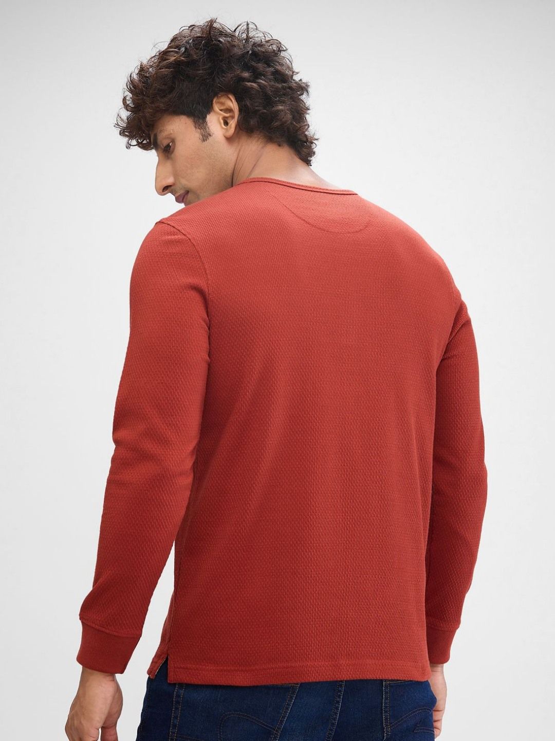 SPYKAR Men Henley Neck Solid Slim Fit T-shirt