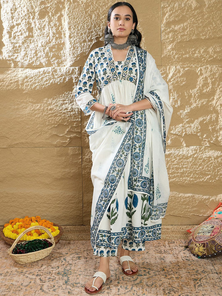 Indo Era Women Printed Empire Pure Cotton Kurta with Trousers & With Dupatta
