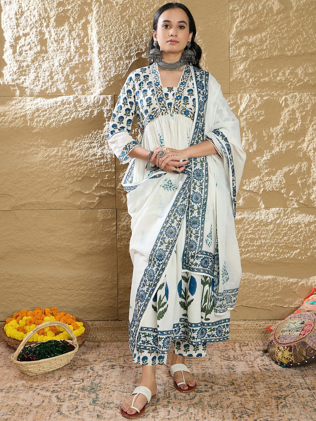 Indo Era Women Printed Empire Pure Cotton Kurta with Trousers & With Dupatta