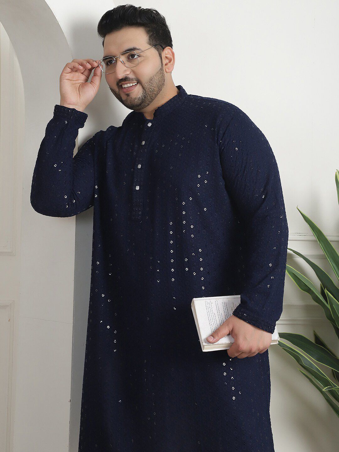 SOJANYA PLUS Geometric Embroidered Sequinned Cotton Straight Kurta