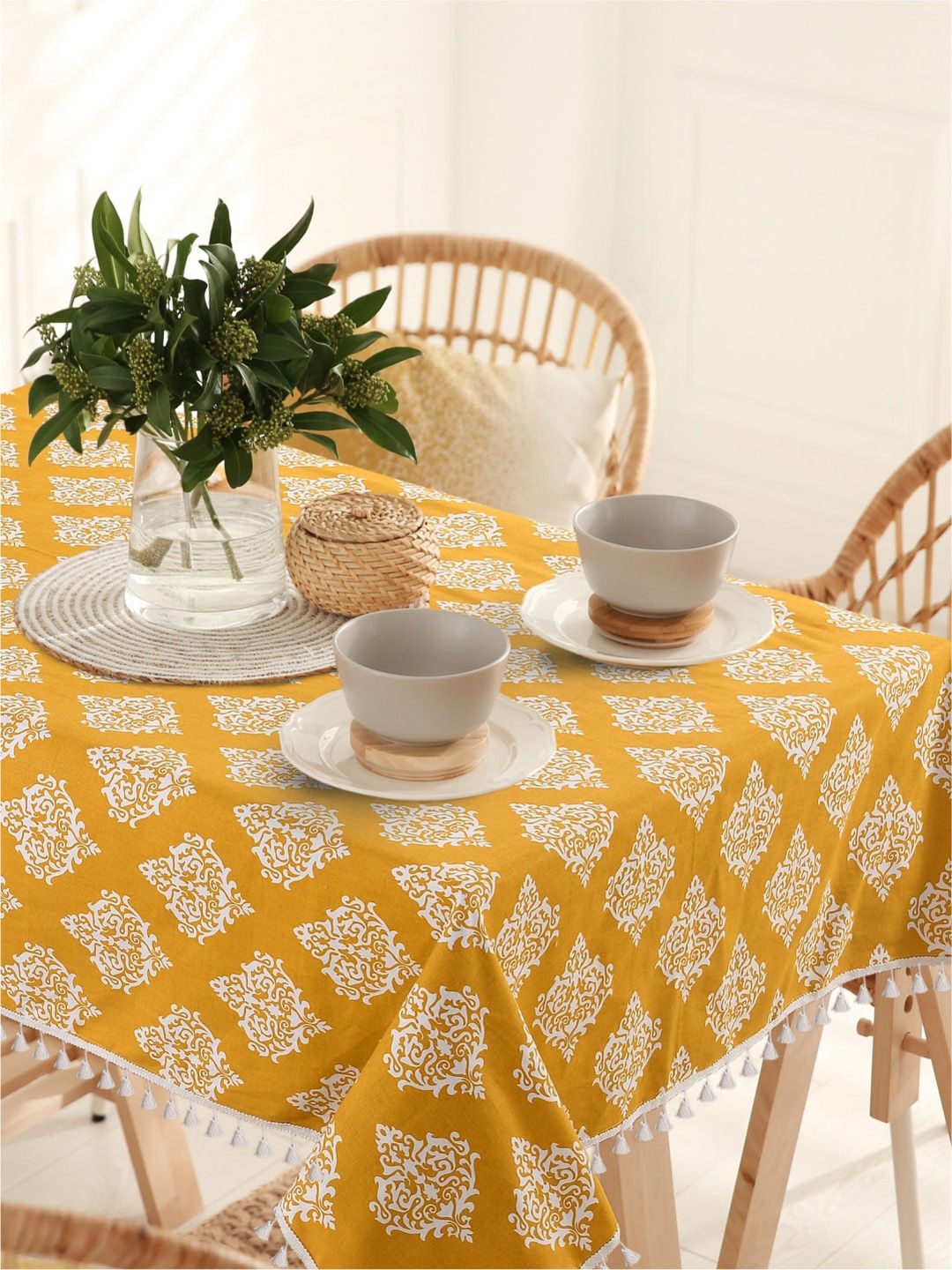 URBAN SPACE Mustard-Yellow & White Ethnic Motifs Printed Pure Cotton 6-Seater Table Cover