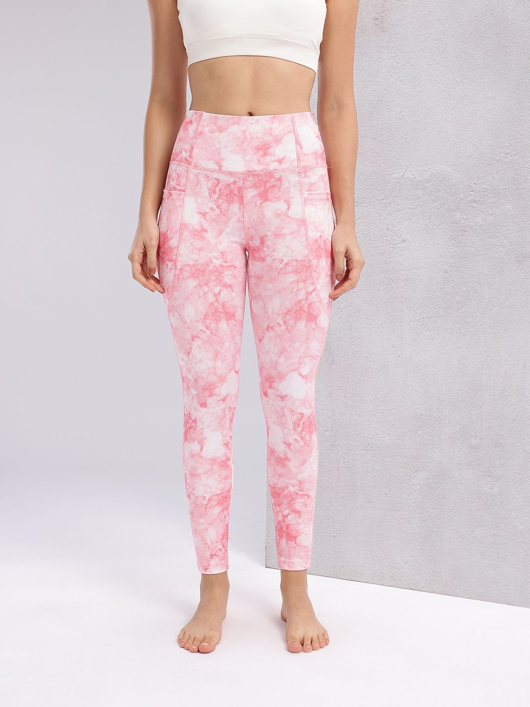 HRX by Hrithik Roshan Women Abstract Print Yoga Tights