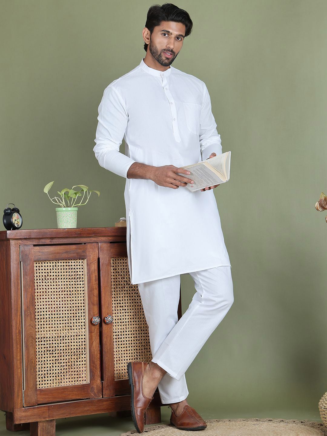 Jompers Band Collar Straight Kurta With Trouser