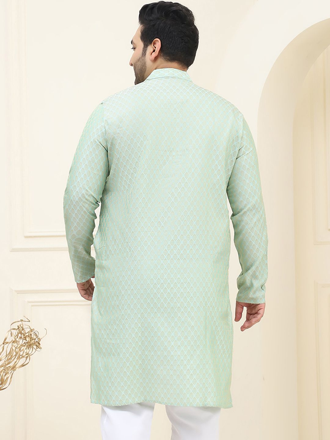 SOJANYA PLUS Men Green & Golden Jacquard Woven Design Kurta