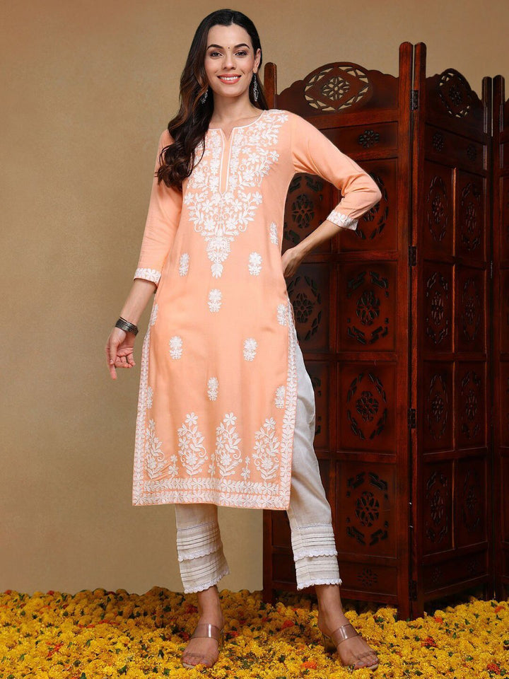 KALINI Ethnic Motifs Embroidered Chikankari Kurta