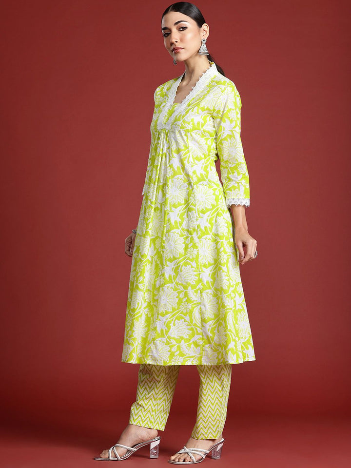 Indo Era Women Floral Printed Pleated Pure Cotton Kurta with Trousers
