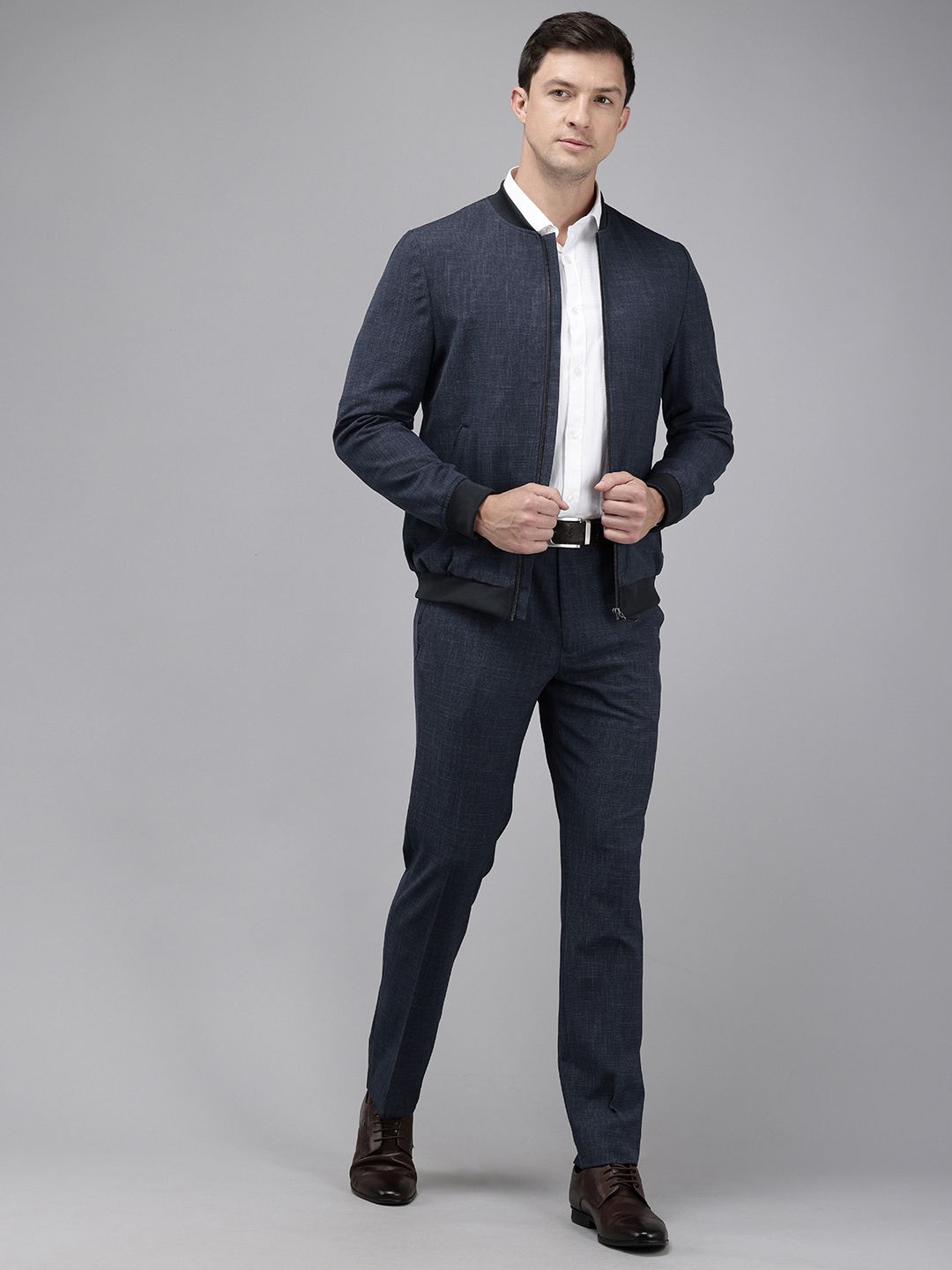 Park Avenue Diri Reka Bentuk Neo Fit 2 Piece Formal
