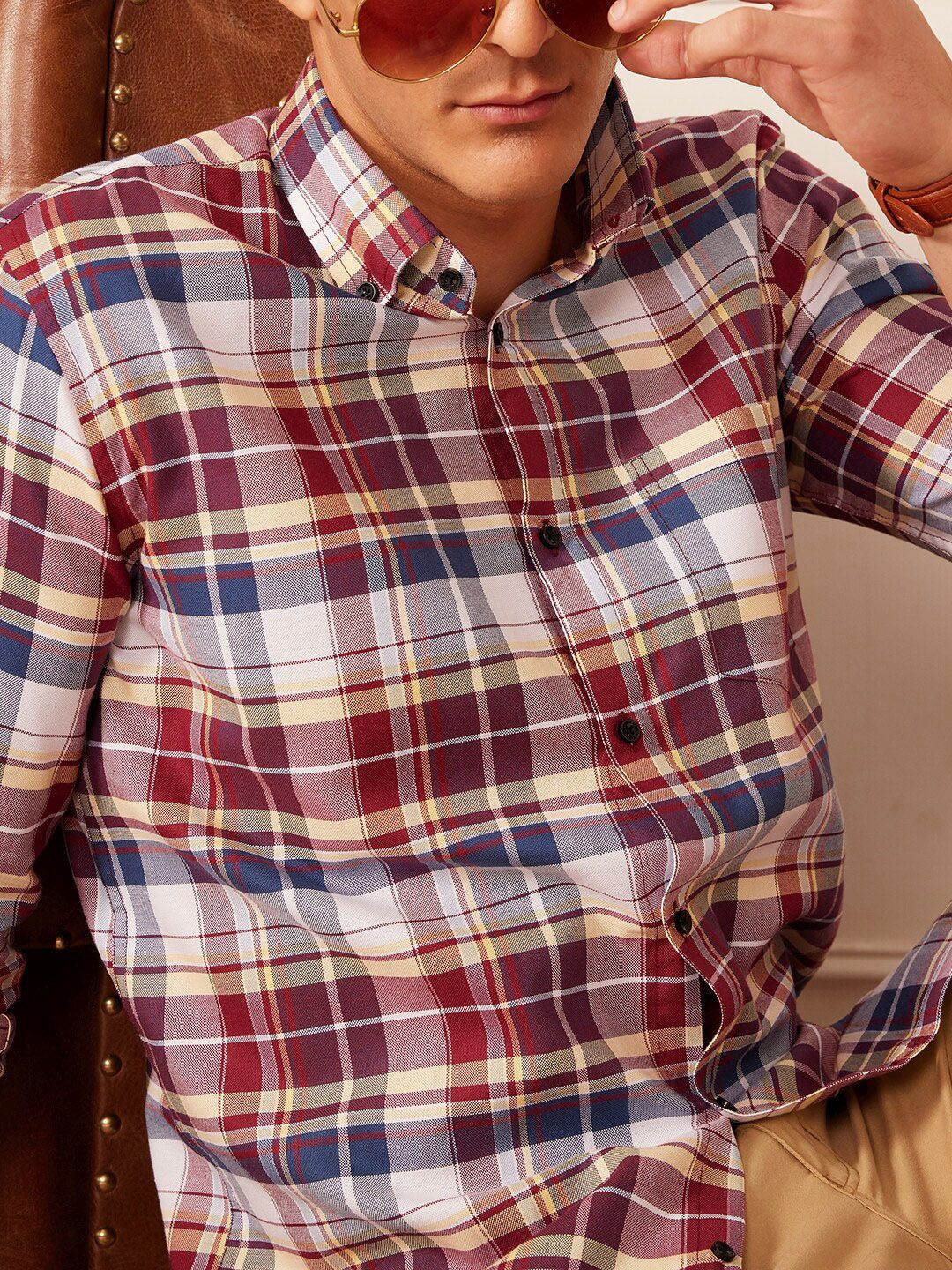 Dennison Smart Tartan memeriksa baju kasual kolar