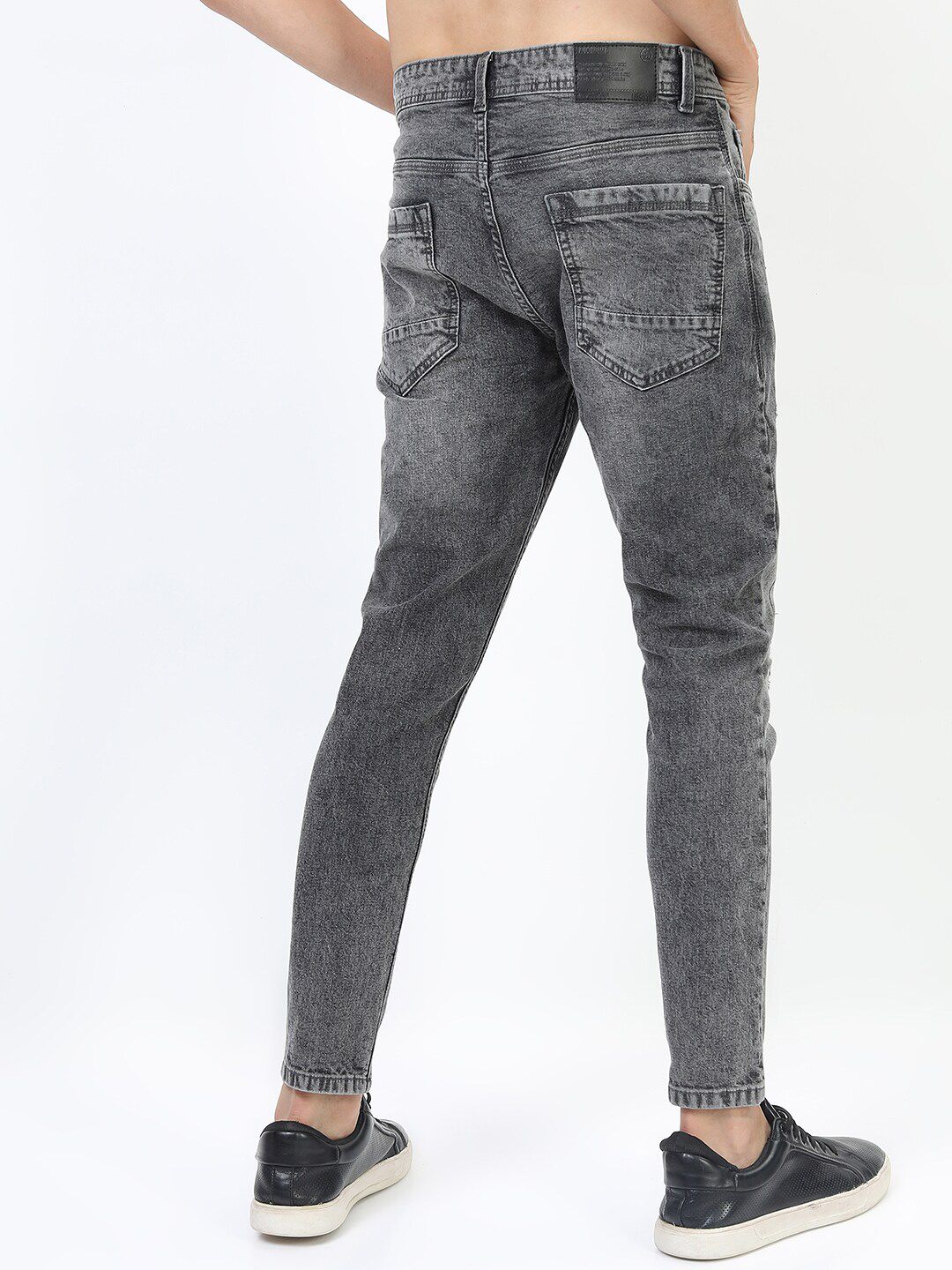 LOCOMOTIVE Men Grey Slim Tapered Fit Mildly Distressed Heavy Fade Stretchable Jeans