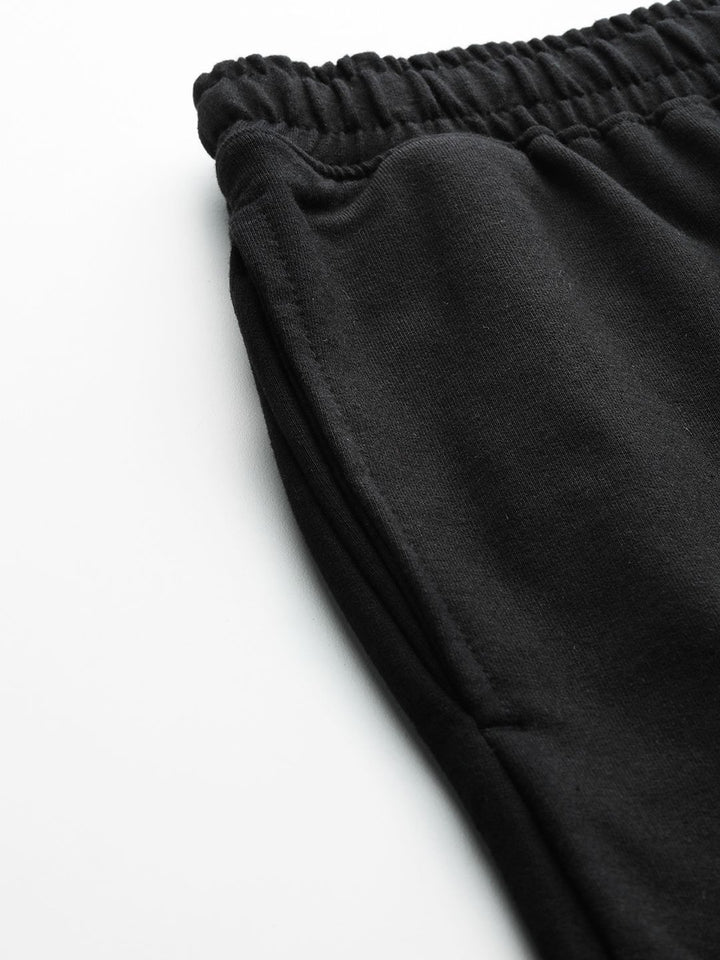 HRX by Hrithik Roshan Men Printed Detail Mid-Rise Regular Fit Lifestyle Trackpants