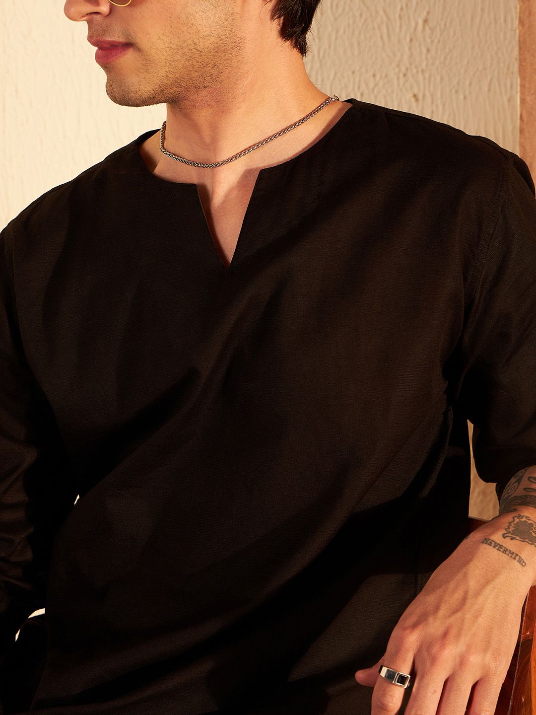 DENNISON Men Black Comfort Slim Fit Short Kurta