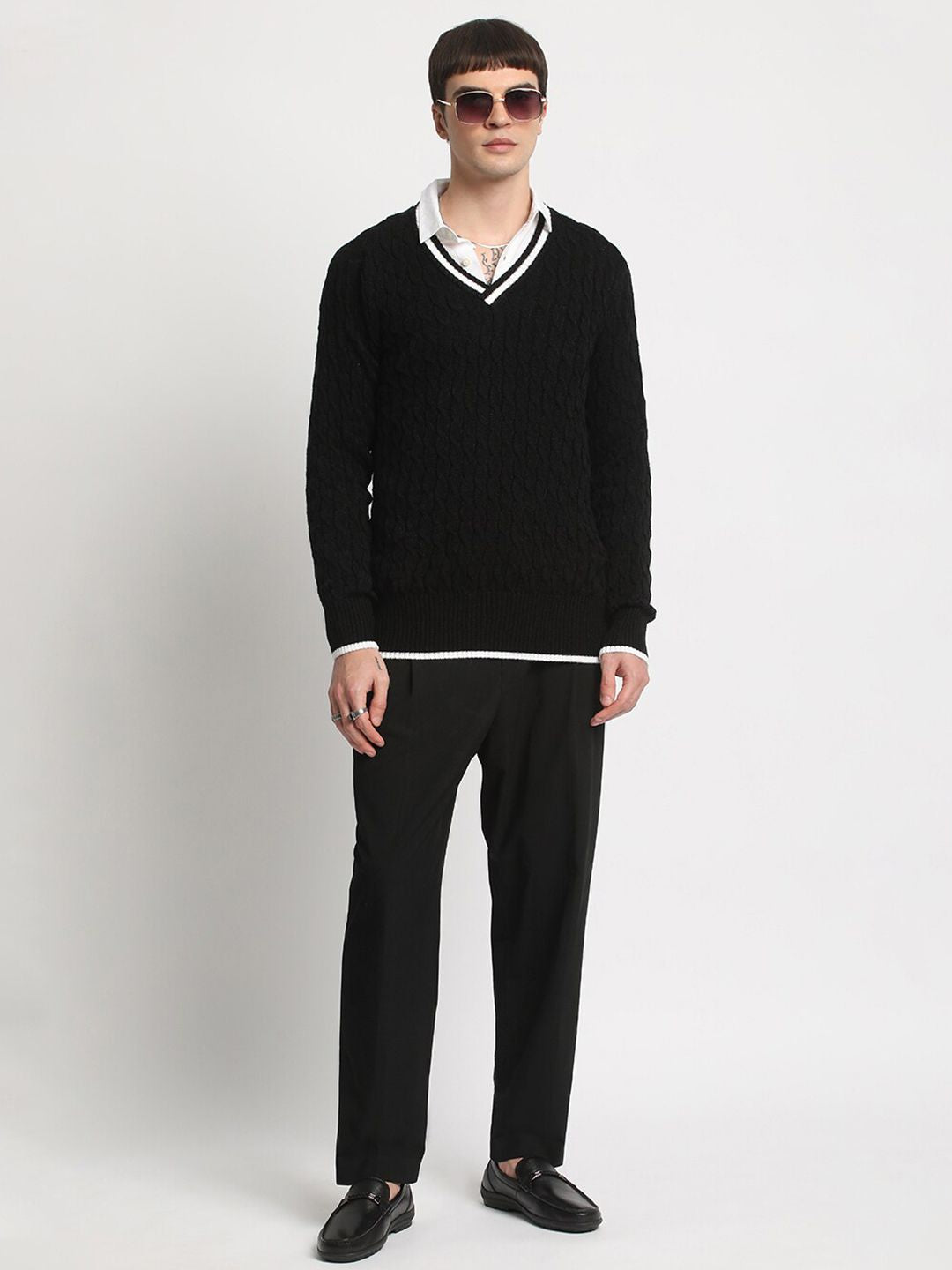 THE BEAR HOUSE Self Design V-Neck Woollen Pullover Sweater