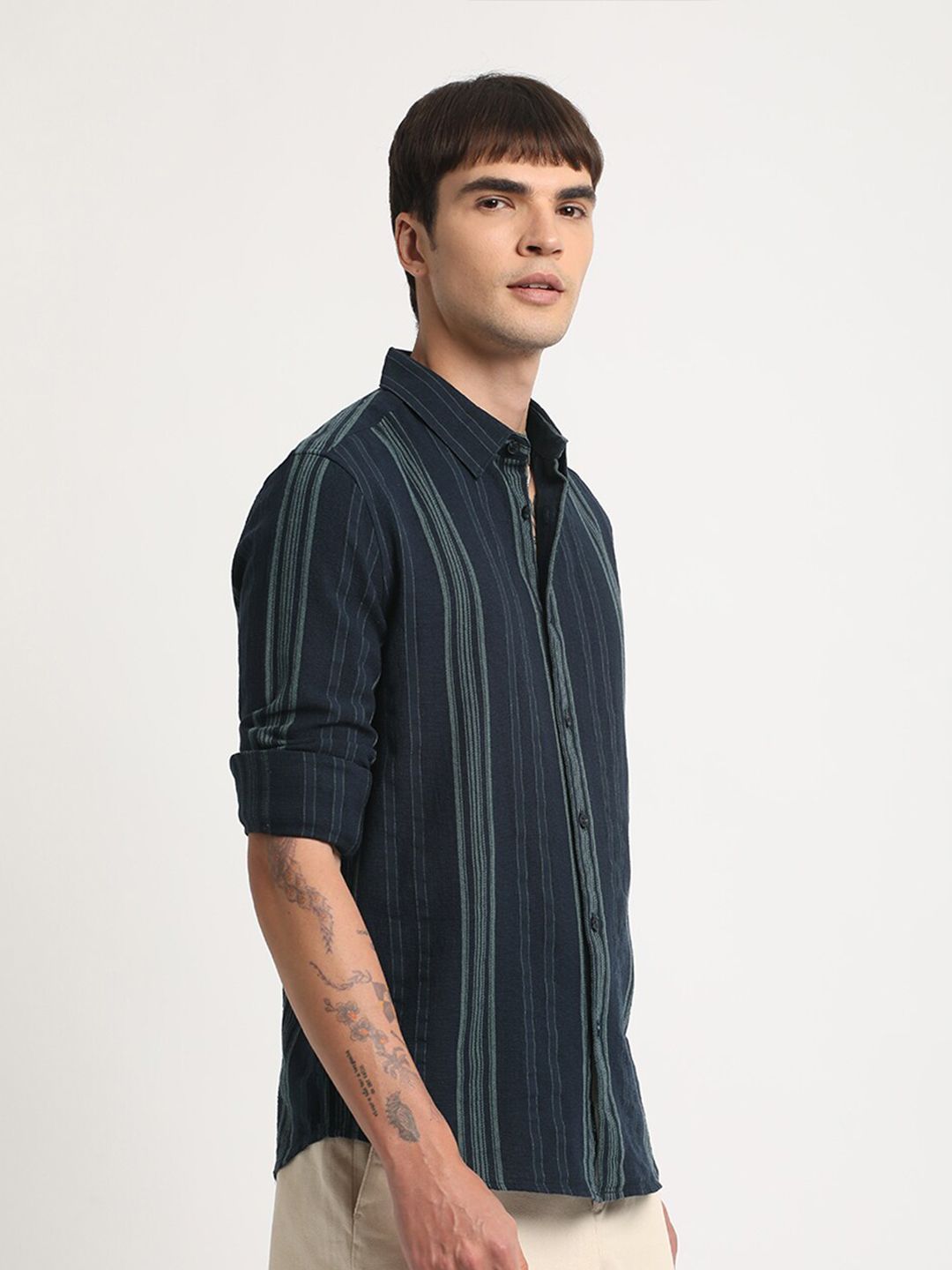 THE BEAR HOUSE Vertical Striped Slim Fit Twill Cotton Casual Shirt
