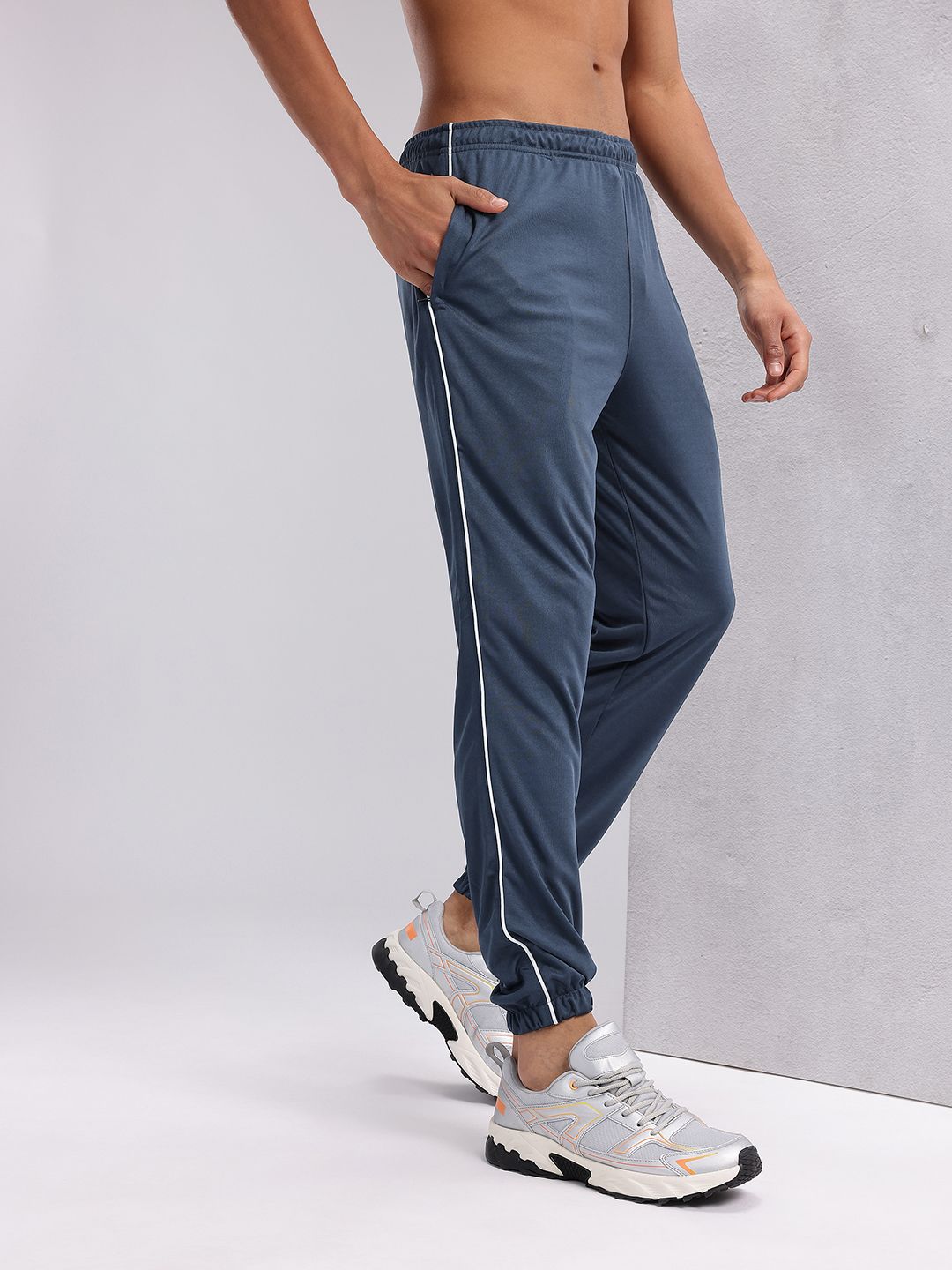 HRX by Hrithik Roshan Men Rapid-Dry Training Joggers