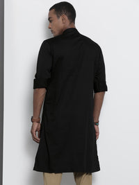 The Indian Garage Co Men Black Cotton Solid Asymmetric Kurta