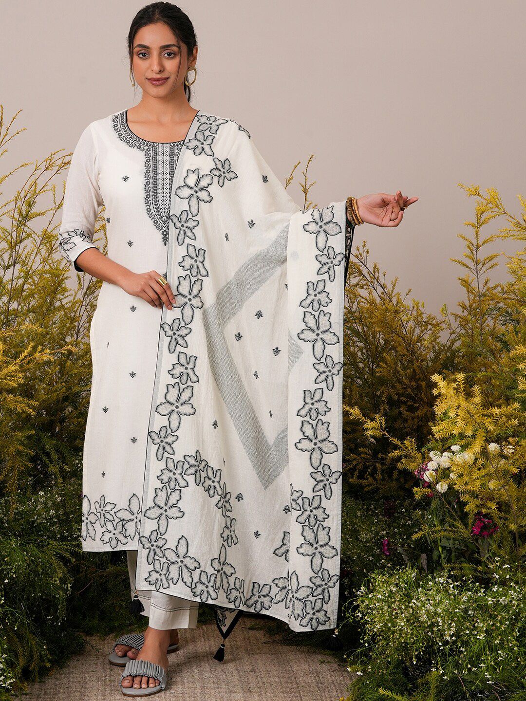 Libas Floral Regular Pure Cotton Kurta with Trousers & Dupatta