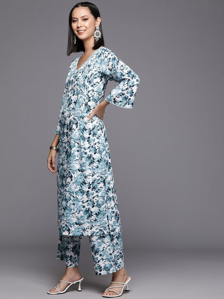 Varanga Women Floral Printed Regular Silk Crepe Kurta with Trousers