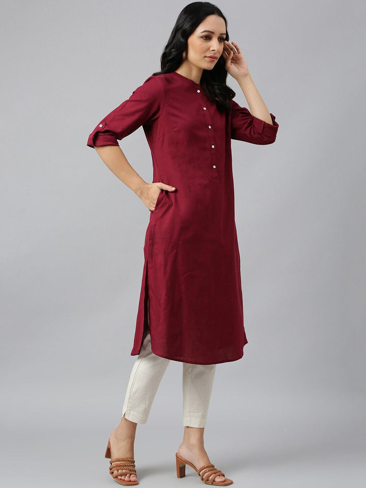 W Red Roll-Up Sleeves Pathani Kurta