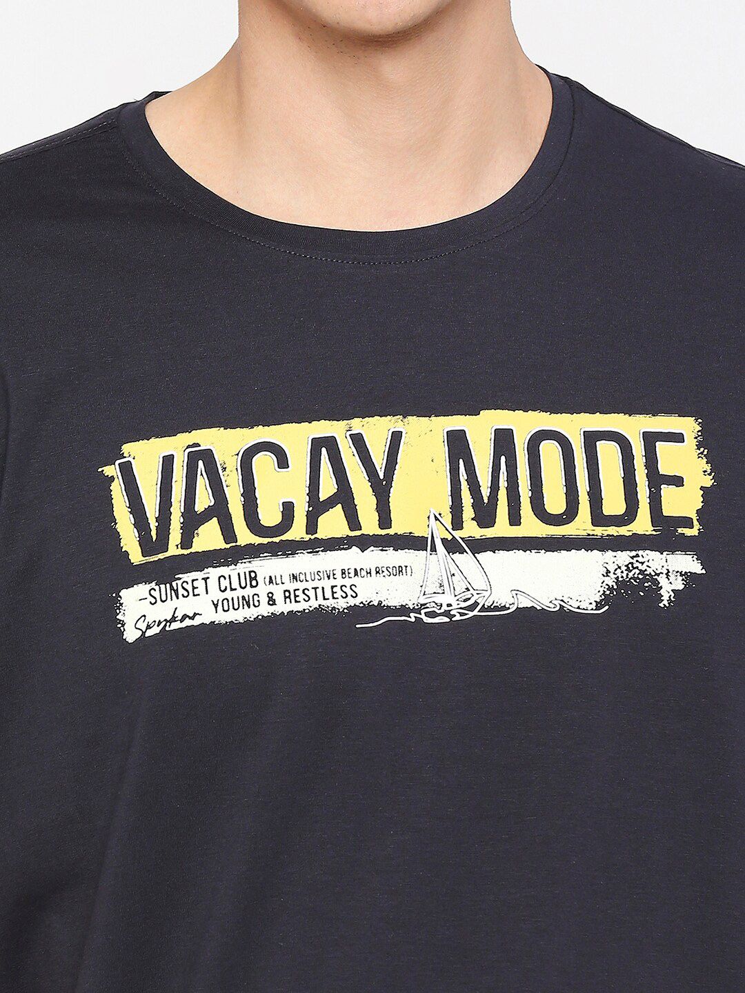 SPYKAR Typography Printed Cotton Slim Fit T-shirt