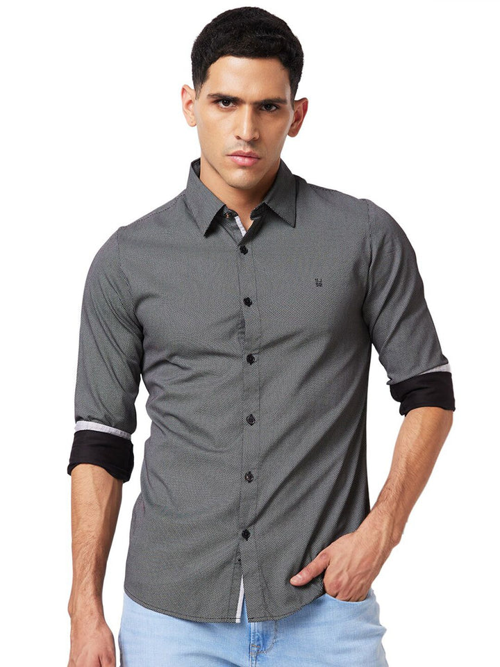 SPYKAR Spread Collar Long Sleeves Slim Fit Cotton Casual Shirt