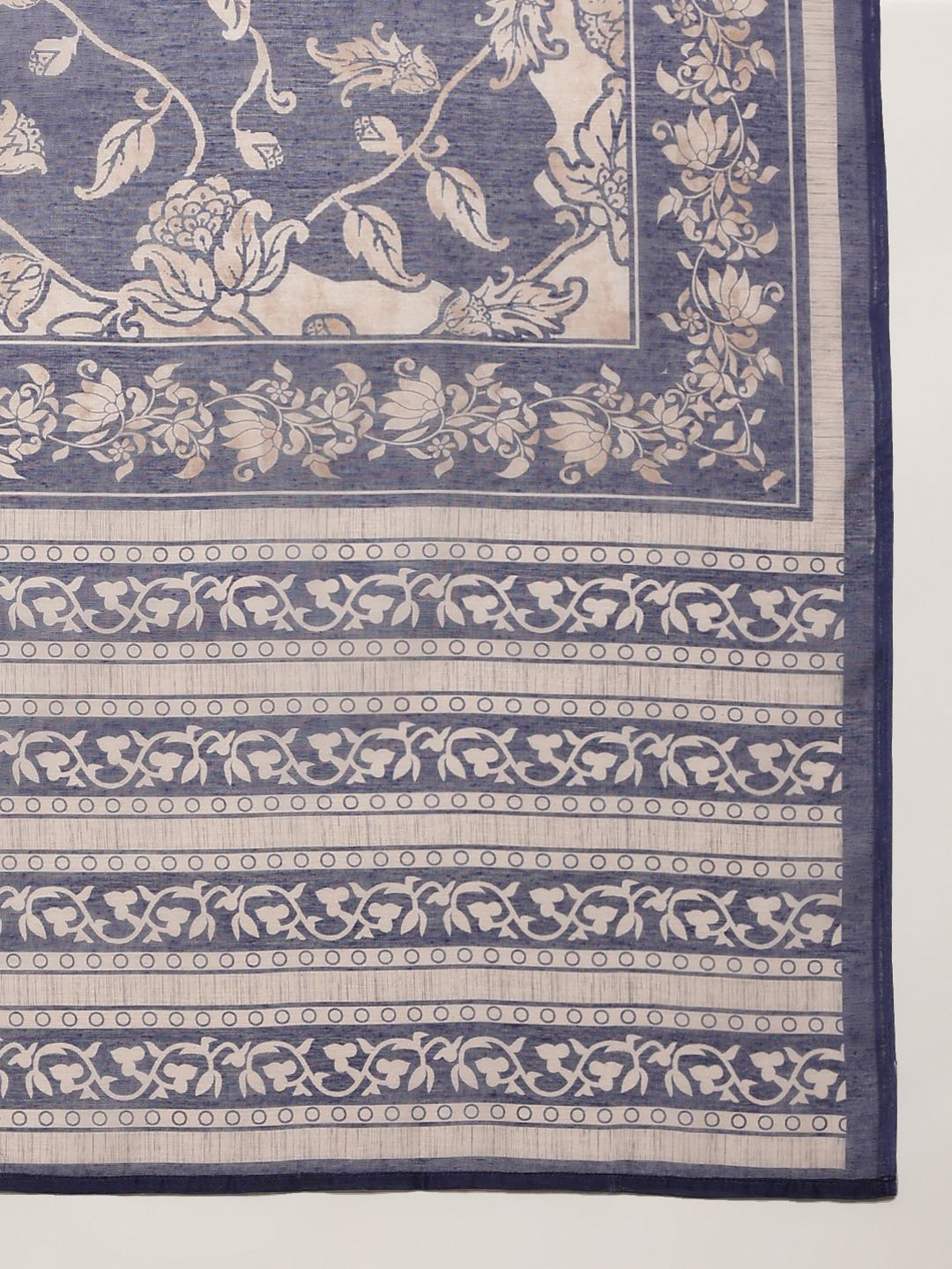 Anouk Women Floral Printed Kurta with Trousers & Dupatta